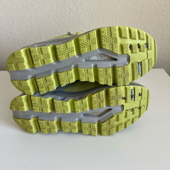 On Running Cloudtrax Waterproof Hiking Shoes Women’s 8 Gray Yellow - Picture 10 of 10